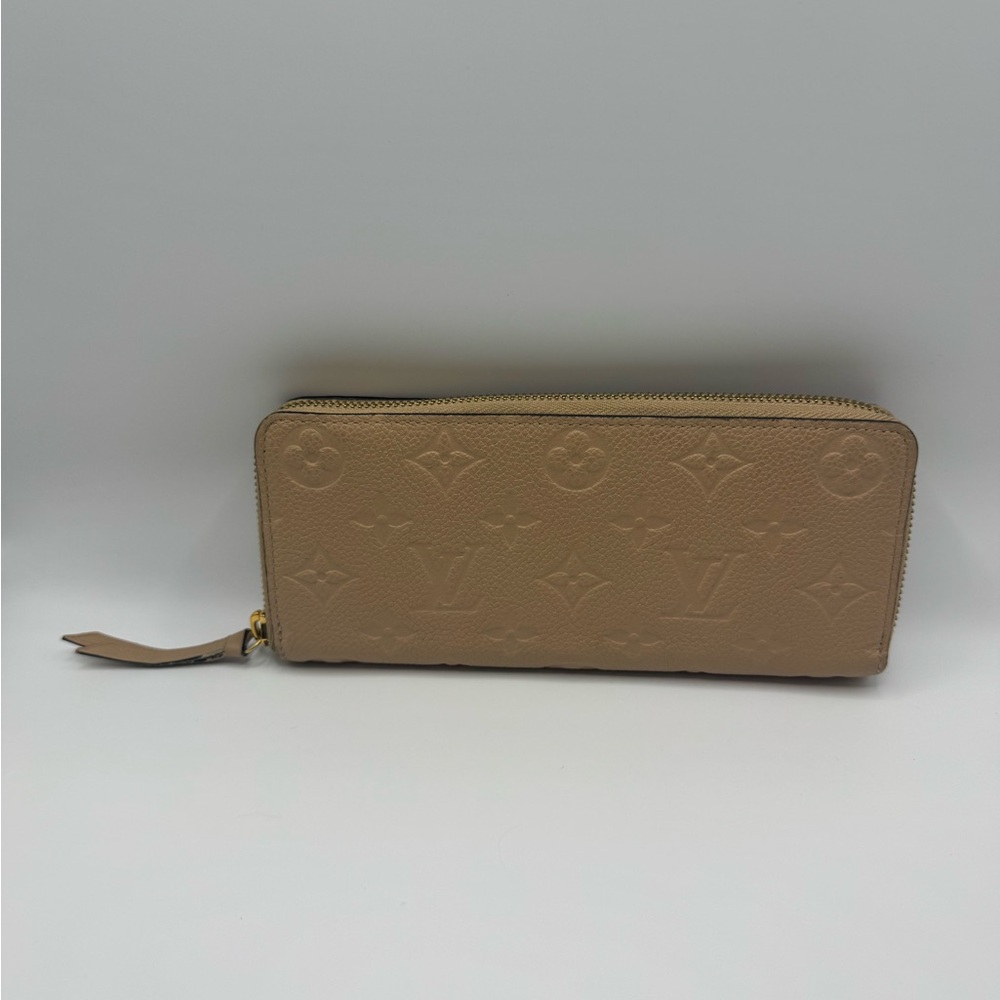 Louis Vuitton Monogram Empreinte Zippy Wallet Turtledove Color